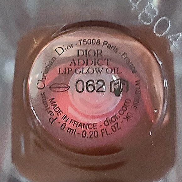 NEW Beauty Duo: Dior Lip Glow Oil 062, Fenty Beauty Diamond Bomb Face Veil - Picture 6 of 7